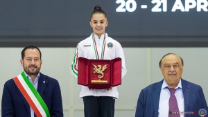 podio jr sfe06071 copia simone ferraro ph